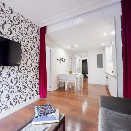 Enjoybcn Gaudi Apartment