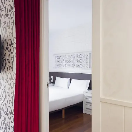 Enjoybcn Gaudi Apartment