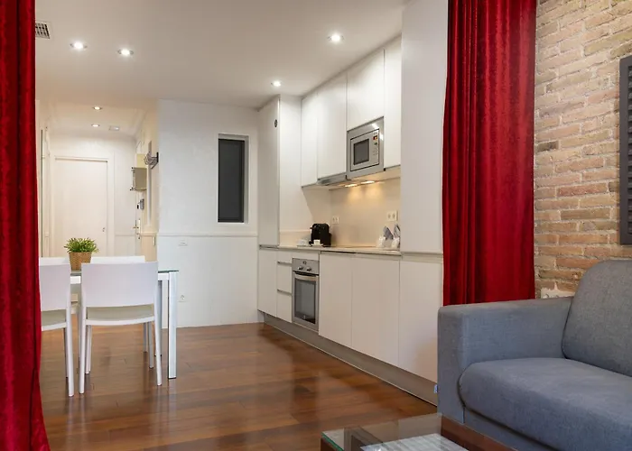 Enjoybcn Gaudi Apartment