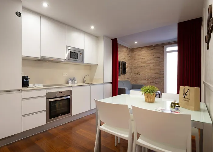 Enjoybcn Gaudi Apartment *