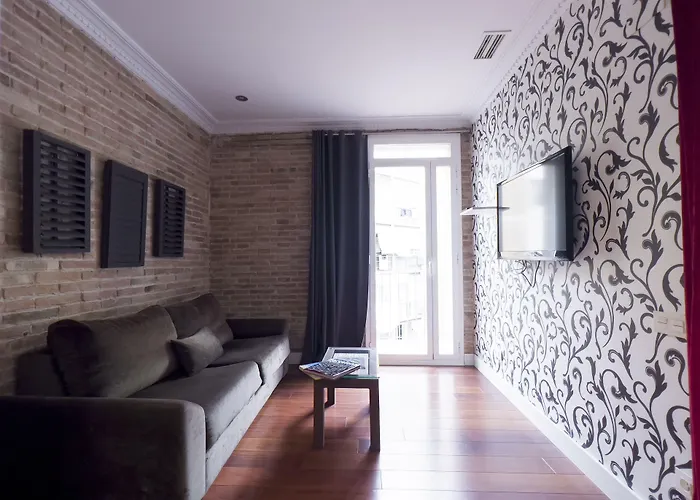 Enjoybcn Gaudi Apartment