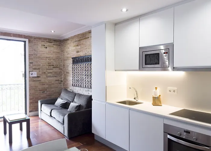 Enjoybcn Gaudi Apartment *